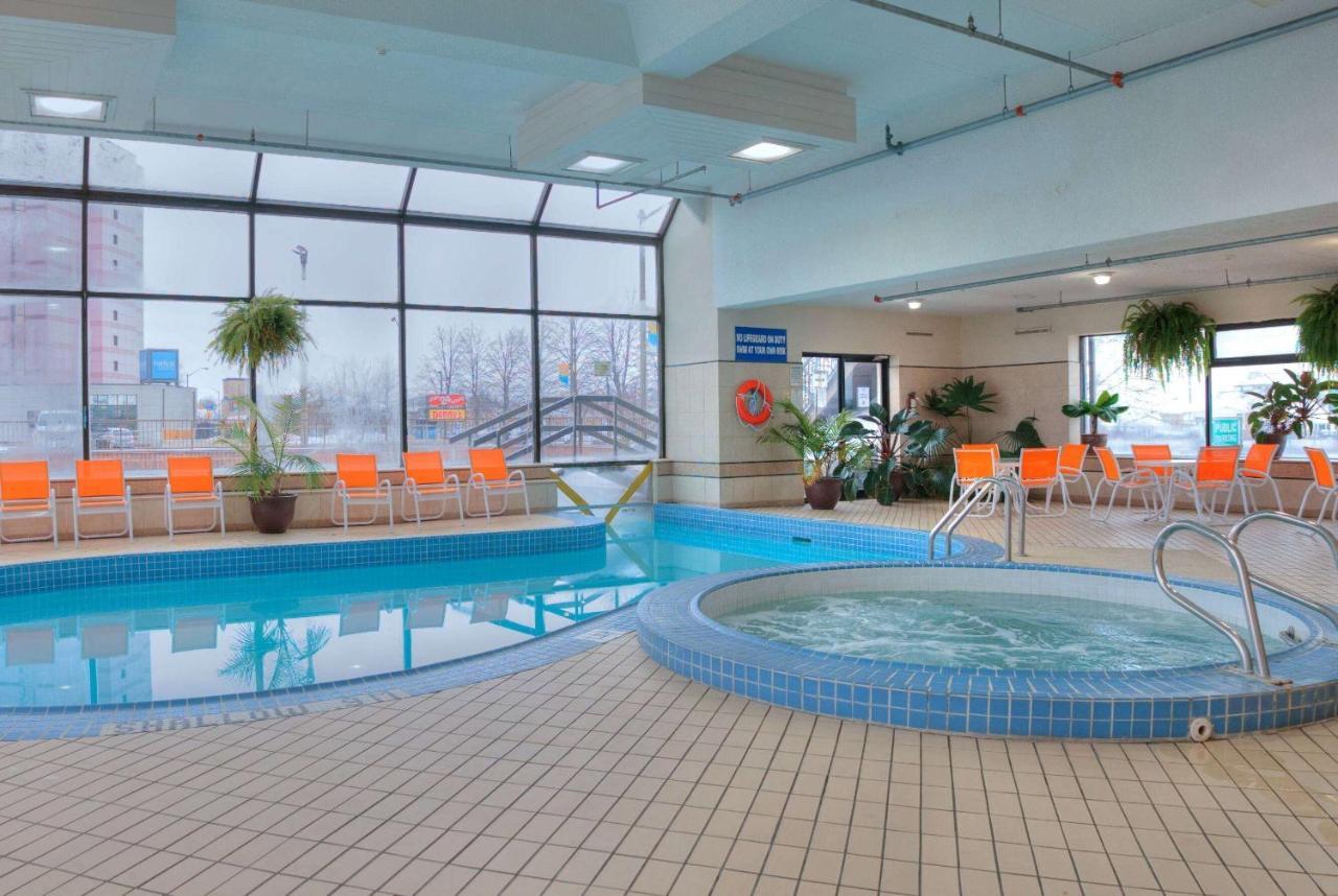 Howard Johnson Plaza By Wyndham By The Falls 3* Niagara Falls